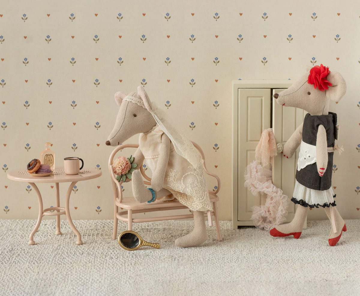 Beautician Mum mouse