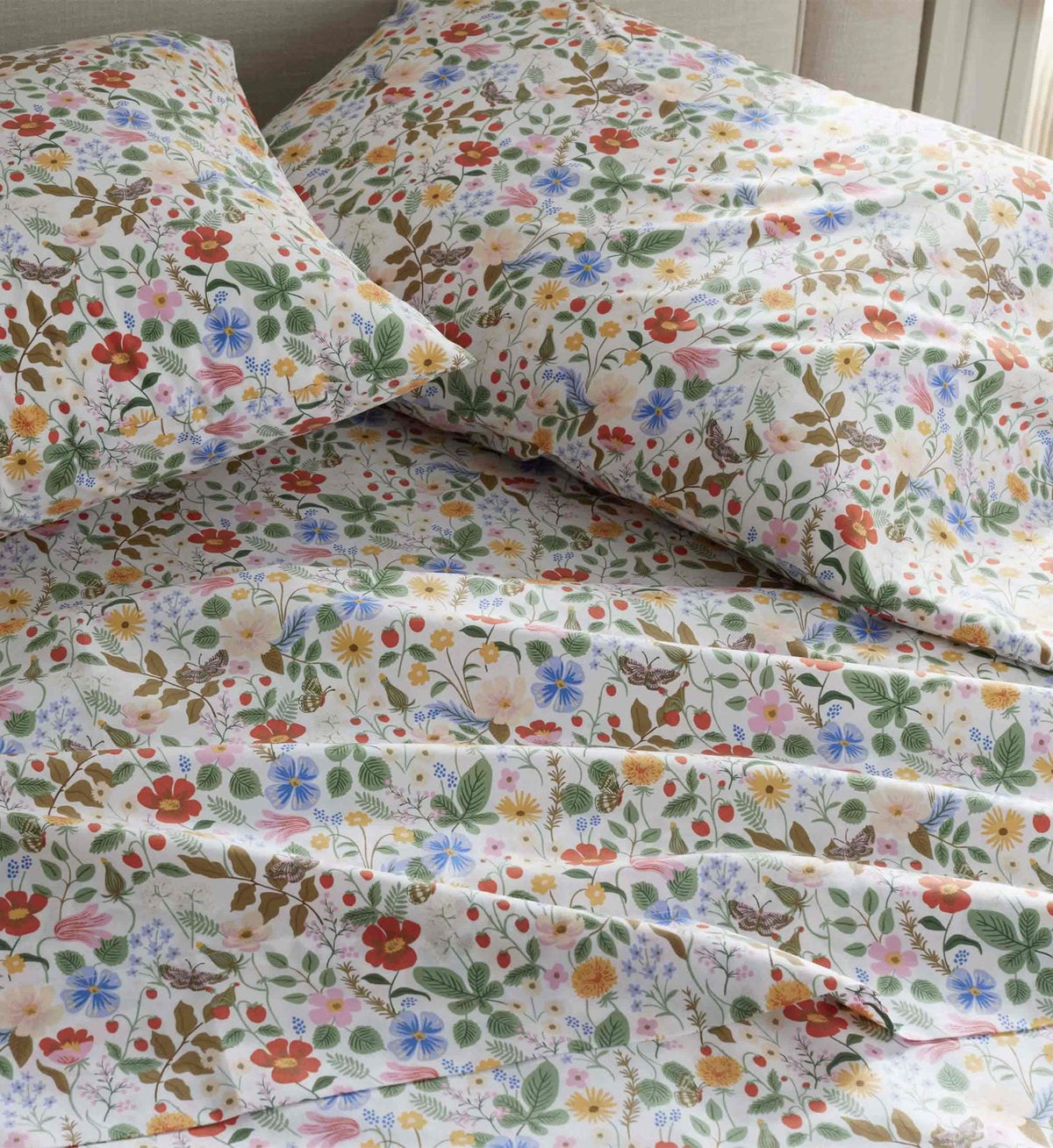 Percale Pillowcases - Strawberry Fields White