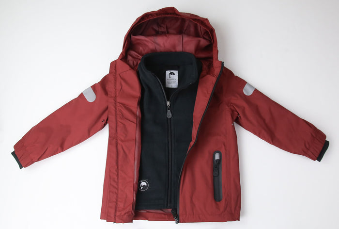 Kids black fleece jacket – front view