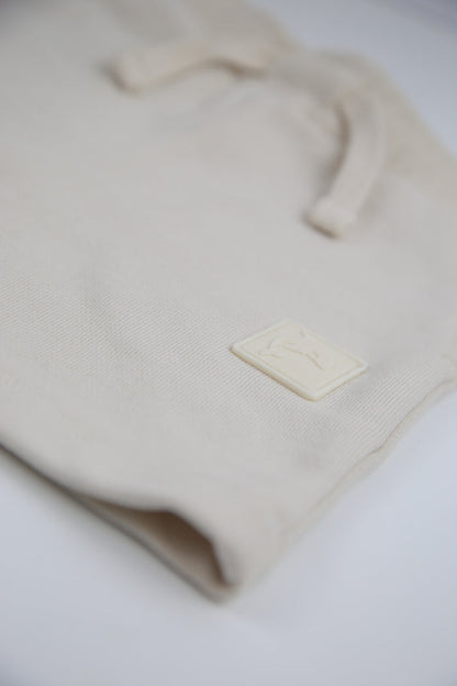 Close-up of french terry fabric and elastic waistband – oat kids shorts