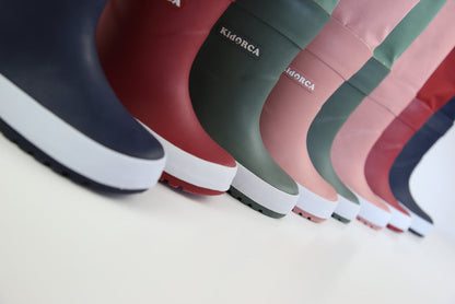 Close-up of waterproof rubber and non-slip sole – ash rose rain boots waders