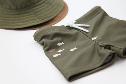Close-up of quick-dry fabric – Trout Kalamata boardie shorts