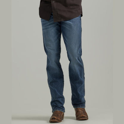 Wrangler Retro Slim Fit Jean- Gaffrey